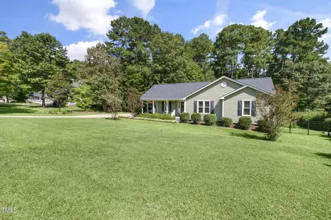 737 E Keri Dr, Garner, NC 27529 photo 2
