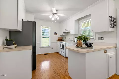 737 E Keri Dr, Garner, NC 27529 photo 9