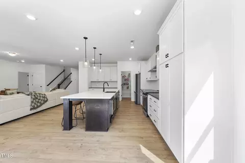 Entry Way - 126 Courrone Ct, Willow Spring, NC 27592 photo 5 of 6