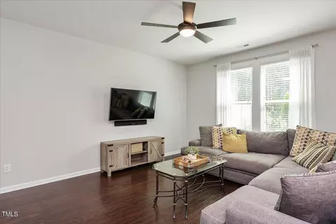 1407 Catch Fly Ln, Durham, NC 27713 photo 7