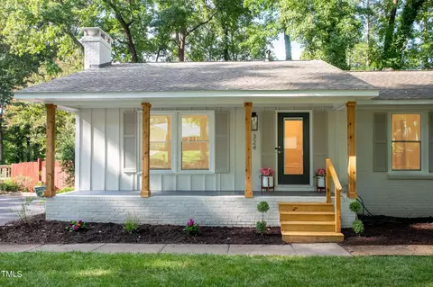 324 Northclift Dr, Raleigh, NC 27609