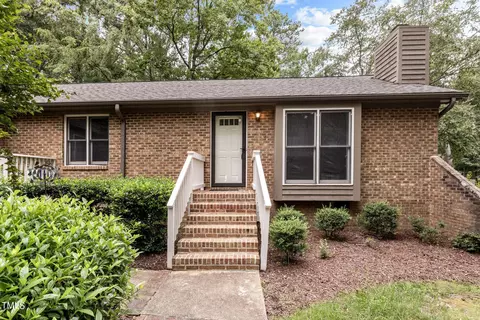 500 W Woodcroft Pkwy #18D, Durham, NC 27713