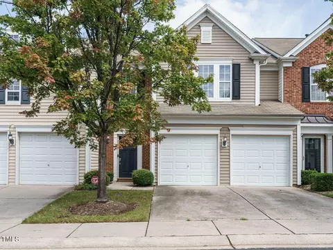 8614 Thunderwood Dr, Raleigh, NC 27617