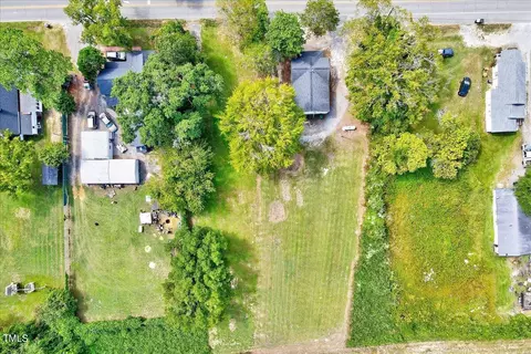 View/Area - 304 W Main St, Pine Level, NC 27568 photo 4 of 7