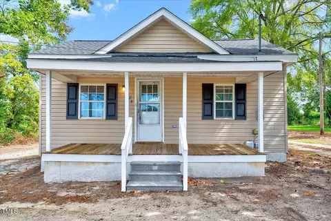 304 W Main St, Pine Level, NC 27568