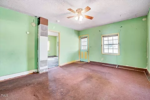 Living - 304 W Main St, Pine Level, NC 27568 photo 2 of 3