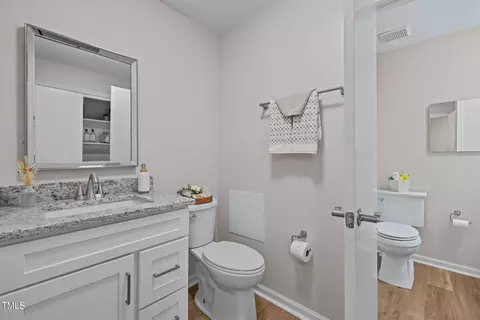 Bath - 2909 Oberry St, Raleigh, NC 27607 photo 2 of 4