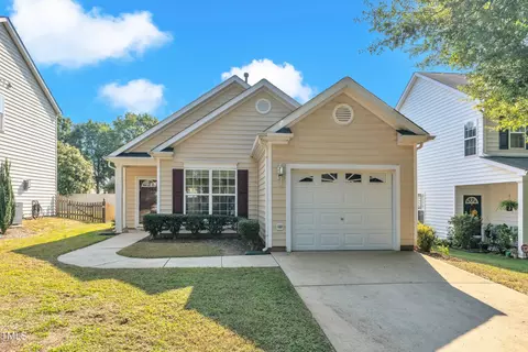 8210 Shadow Stone Ct, Raleigh, NC 27613