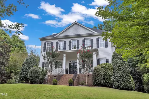 800 Crossway Ln, Holly Springs, NC 27540
