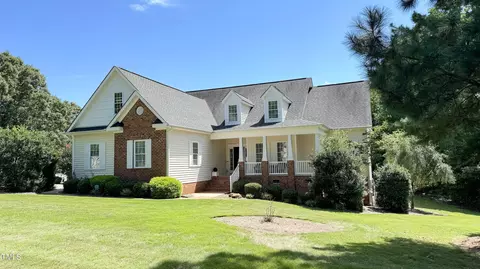 18 Rosebay Ln, Clayton, NC 27527