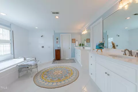 Bath - 103 Declair Ct, Cary, NC 27513 photo 4 of 6