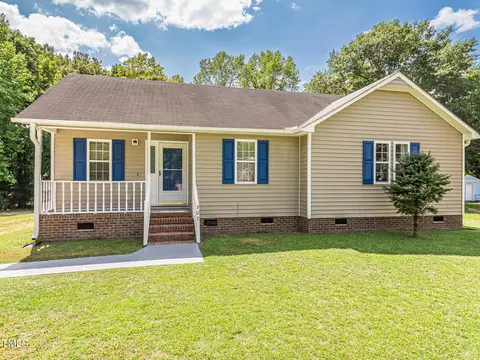 307 Southland Dr, Zebulon, NC 27597