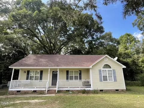 120 Meadow Ridge Dr, Willow Spring, NC 27592