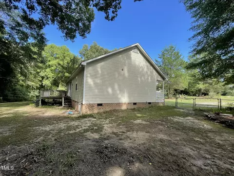 120 Meadow Ridge Dr, Willow Spring, NC 27592 photo 5