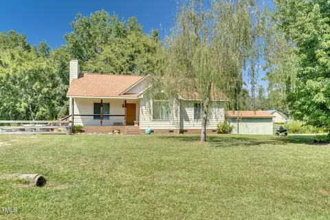 122 Garnet Ln, Clayton, NC 27520