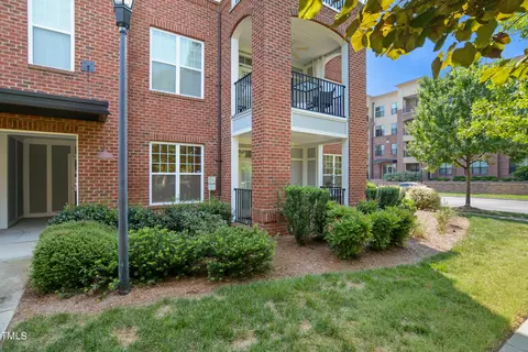 601 Finsbury St # 101, Durham, NC 27703
