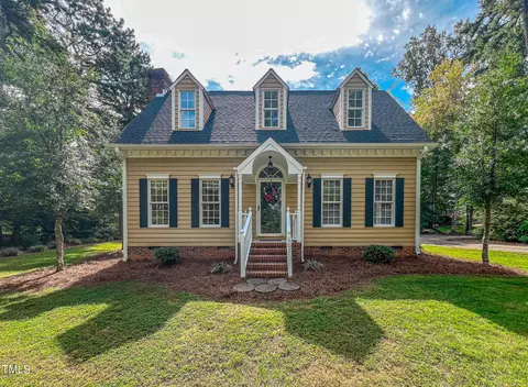 105 Benjamin Ct, Roxboro, NC 27573