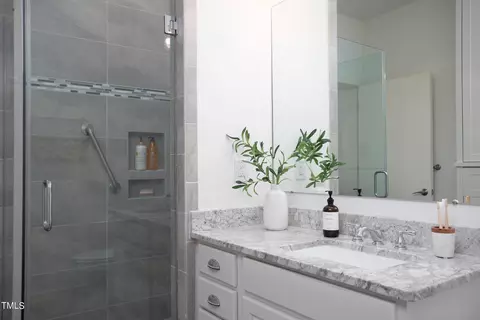 Bath - 130 E Main St #501, Durham, NC 27701 photo 2 of 3