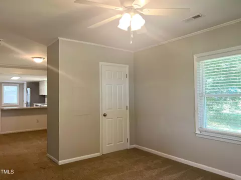 708 E Vance Street St, Dunn, NC 28334 photo 5