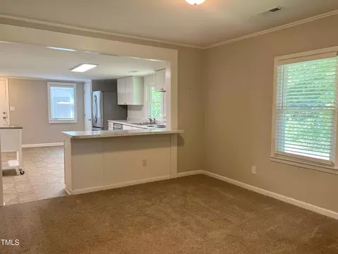 708 E Vance Street St, Dunn, NC 28334 photo 6