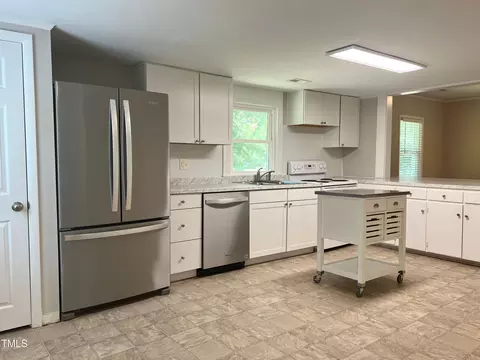 708 E Vance Street St, Dunn, NC 28334 photo 16