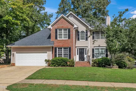 1218 Waterford Green Dr, Apex, NC 27502