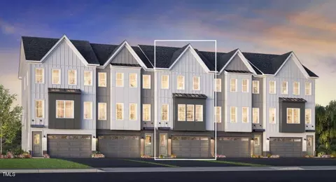 1010 Regalia Rd #6, Durham, NC 27713