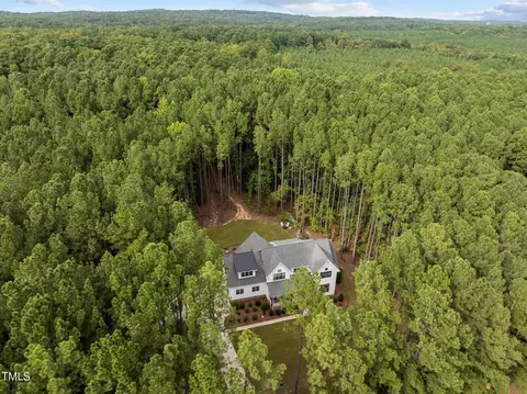 6118 Sibling Pine Dr, Durham, NC 27705 photo 4