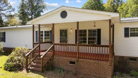 424 Falcon Run, Middlesex, NC 27557 photo 2
