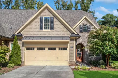 190 Glenpark Pl, Cary, NC 27511