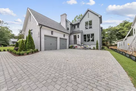 3414 Bradley Pl, Raleigh, NC 27607