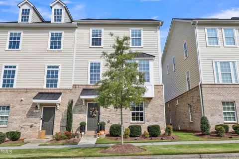 1207 Tannin Dr, Durham, NC 27713