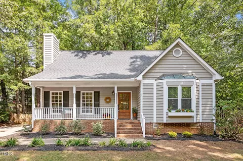127 Gold Mdw, Cary, NC 27513