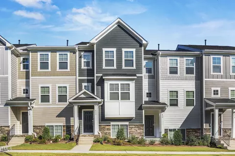 636 Gimari Dr, Wake Forest, NC 27587