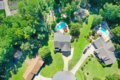 304 Camden Dr, Angier, NC 27501