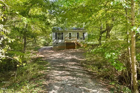 9847 Park Springs Rd, Ruffin, NC 27326