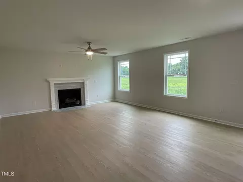 44 Lotus Ave, Smithfield, NC 27577 photo 2