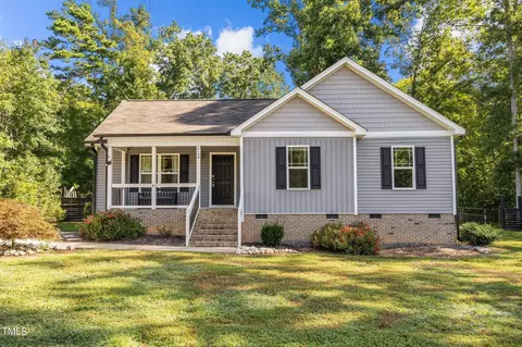 119 Bragg Ln, Hurdle Mills, NC 27541