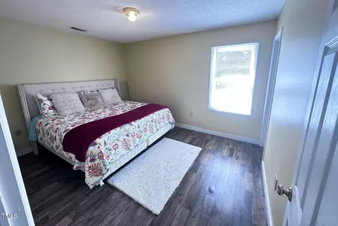 2009 Mt Pleasant Rd, Willow Spring, NC 27592 photo 4
