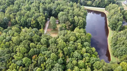 1524 Dogwood Dr, Oxford, NC 27565