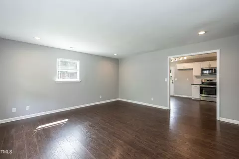 934 Belvin Ave, Durham, NC 27704 photo 8
