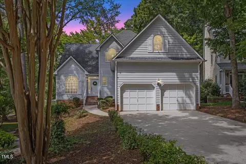 110 Windrock Ln, Cary, NC 27518