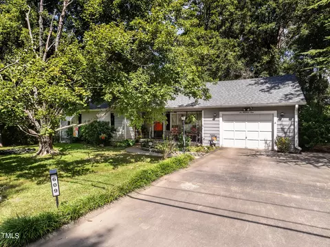 609 Lakeside, Burlington, NC 27217