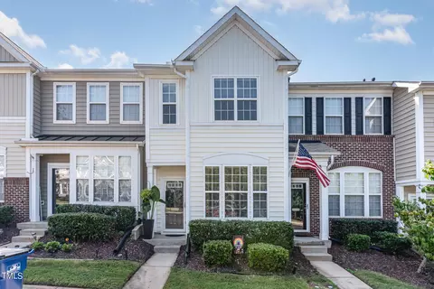 7869 Silverthread Ln, Raleigh, NC 27617
