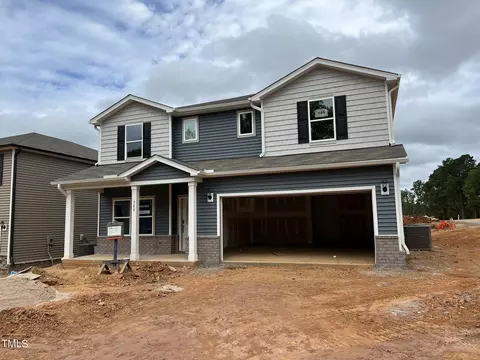 300 Squirrel Oaks Ln, Garner, NC 27529