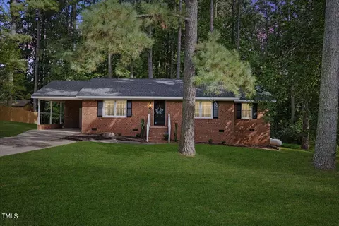 109 Brantley St, Spring Hope, NC 27882