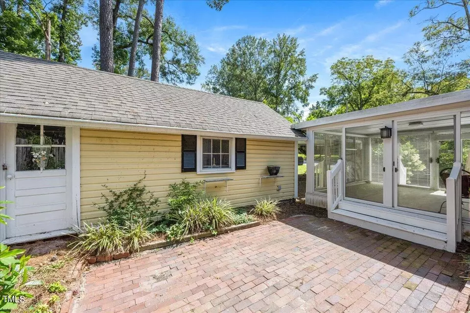 Exterior - 2800 Elgin St, Durham, NC 27704 photo 1 of 7