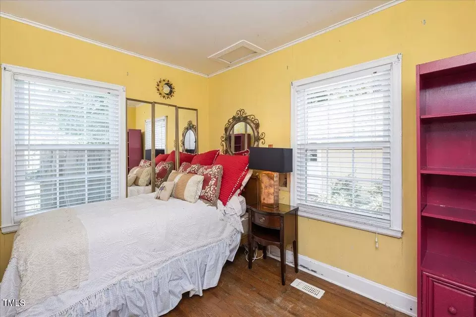 Bedroom - 2800 Elgin St, Durham, NC 27704 photo 2 of 2