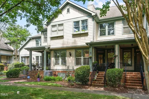 404 Presque Isle Ln, Chapel Hill, NC 27514