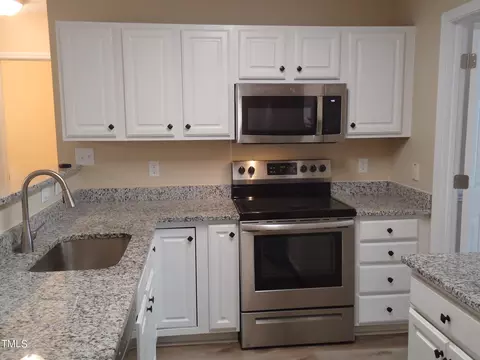 515 Wheeling Cir, Durham, NC 27713 photo 12